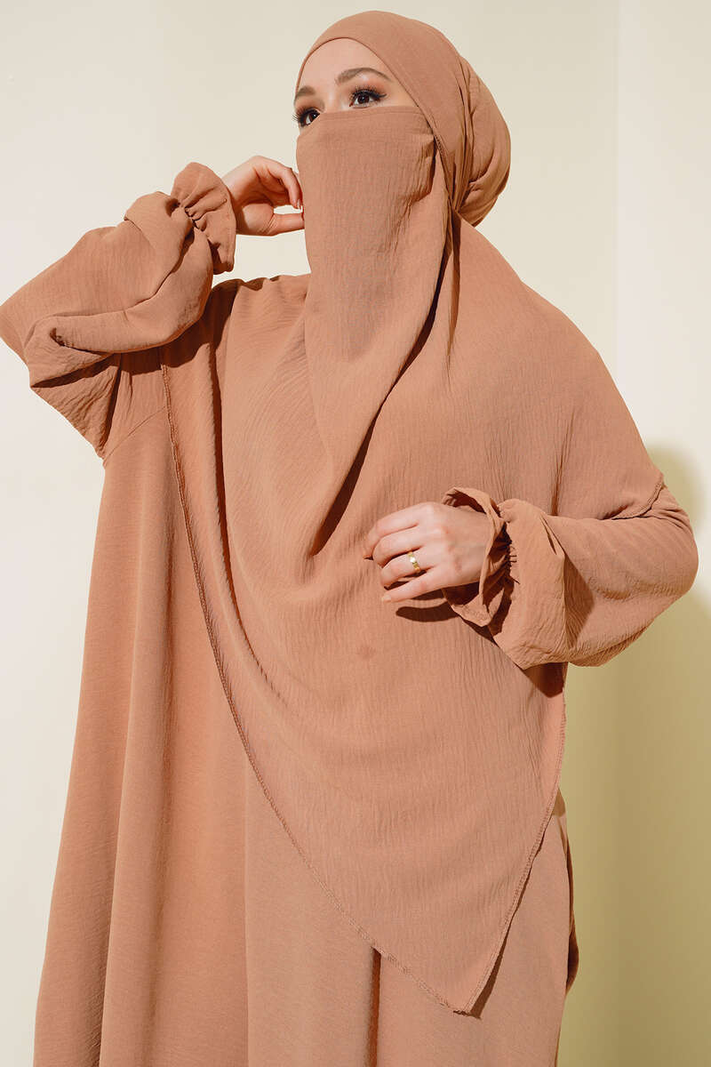 Peçeli Geniş Ferace Camel AY780
