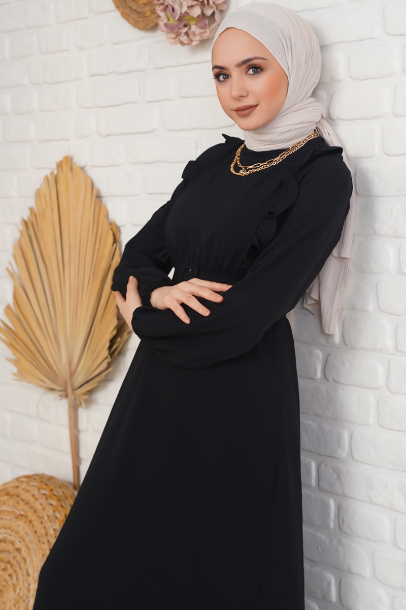 Kemerli Önü Fırfırlı Siyah Elbise AY3676