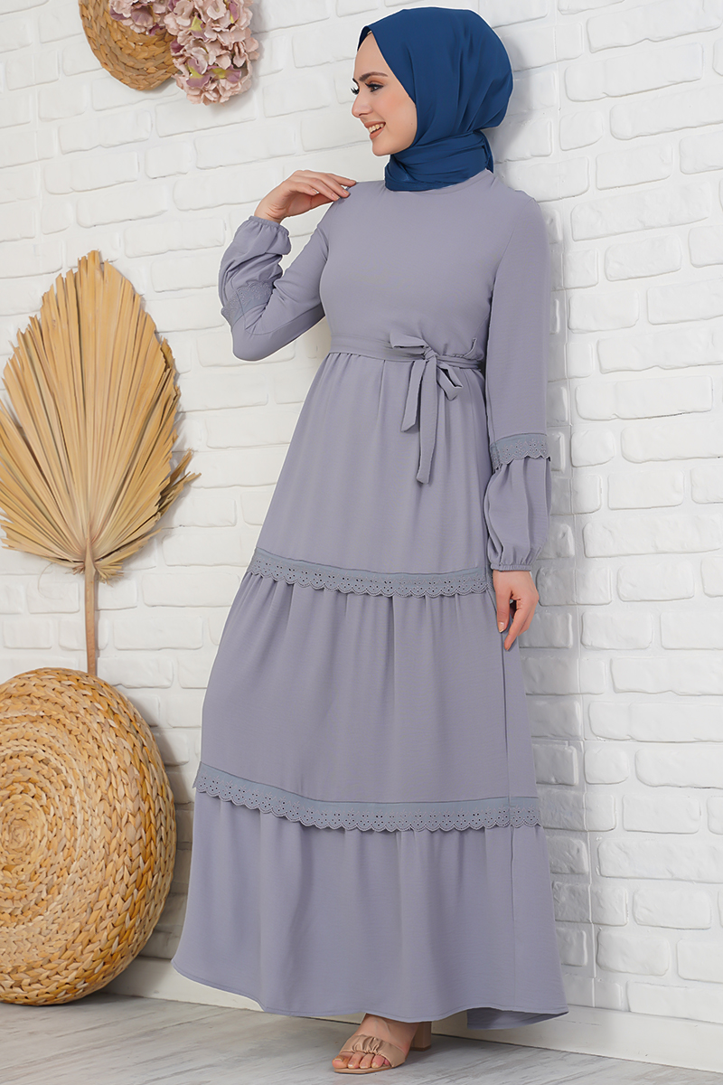 Katları Dantel İşlemeli Gri Elbise AY3680