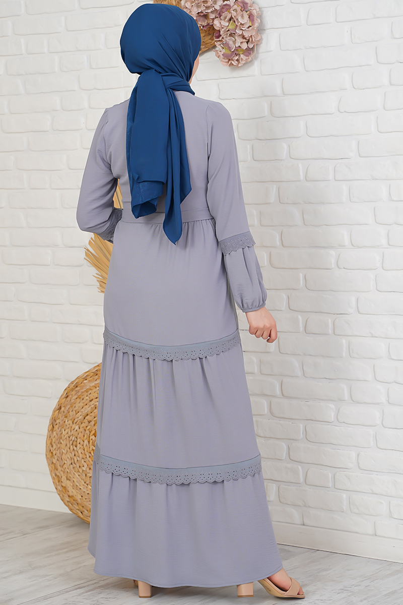 Katları Dantel İşlemeli Gri Elbise AY3680