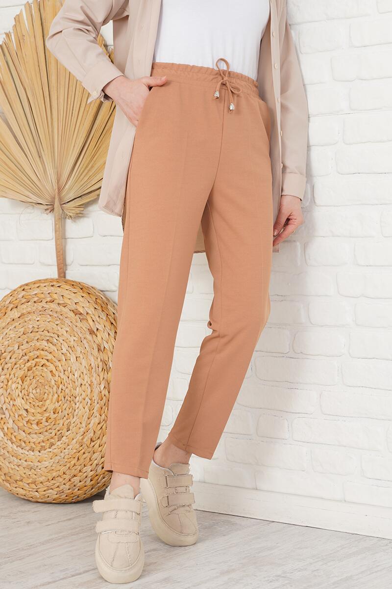 İp Detaylı Beli Lastikli Dar Paça Latte Pantolon AY4002