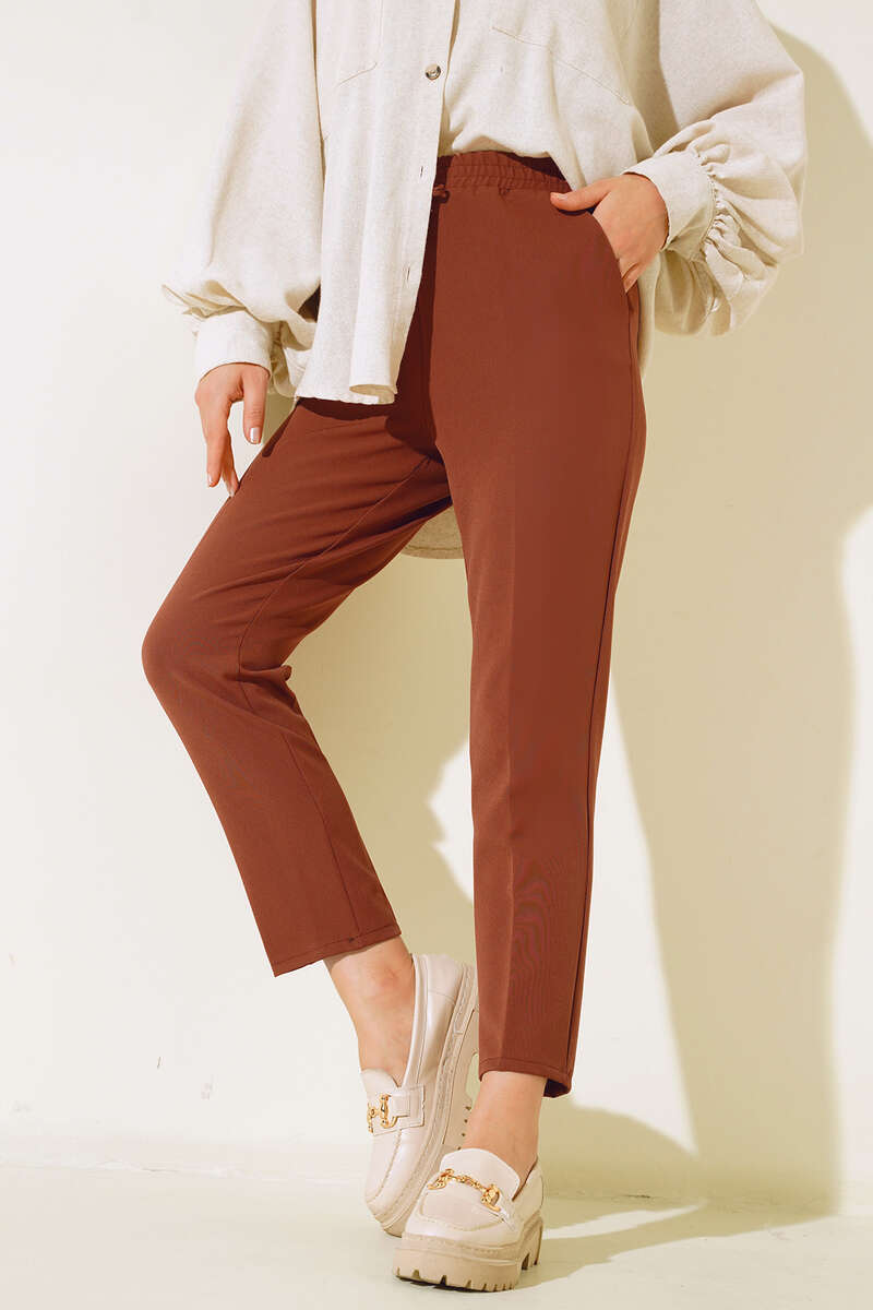 İp Detaylı Beli Lastikli Dar Paça Kiremit Pantolon AY4002