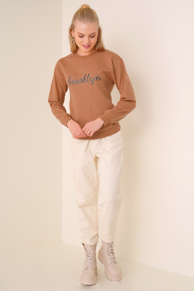 Brooklyn Baskılı Taba Sweatshirt AY10117
