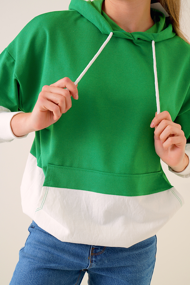Çift Renkli Kapüşonlu Yeşil Sweatshirt AY10119