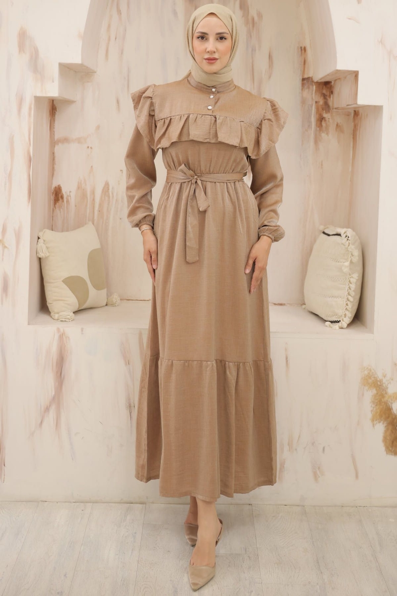 Önü Fırfır Detaylı Düğmeli Elbise Camel AY10267
